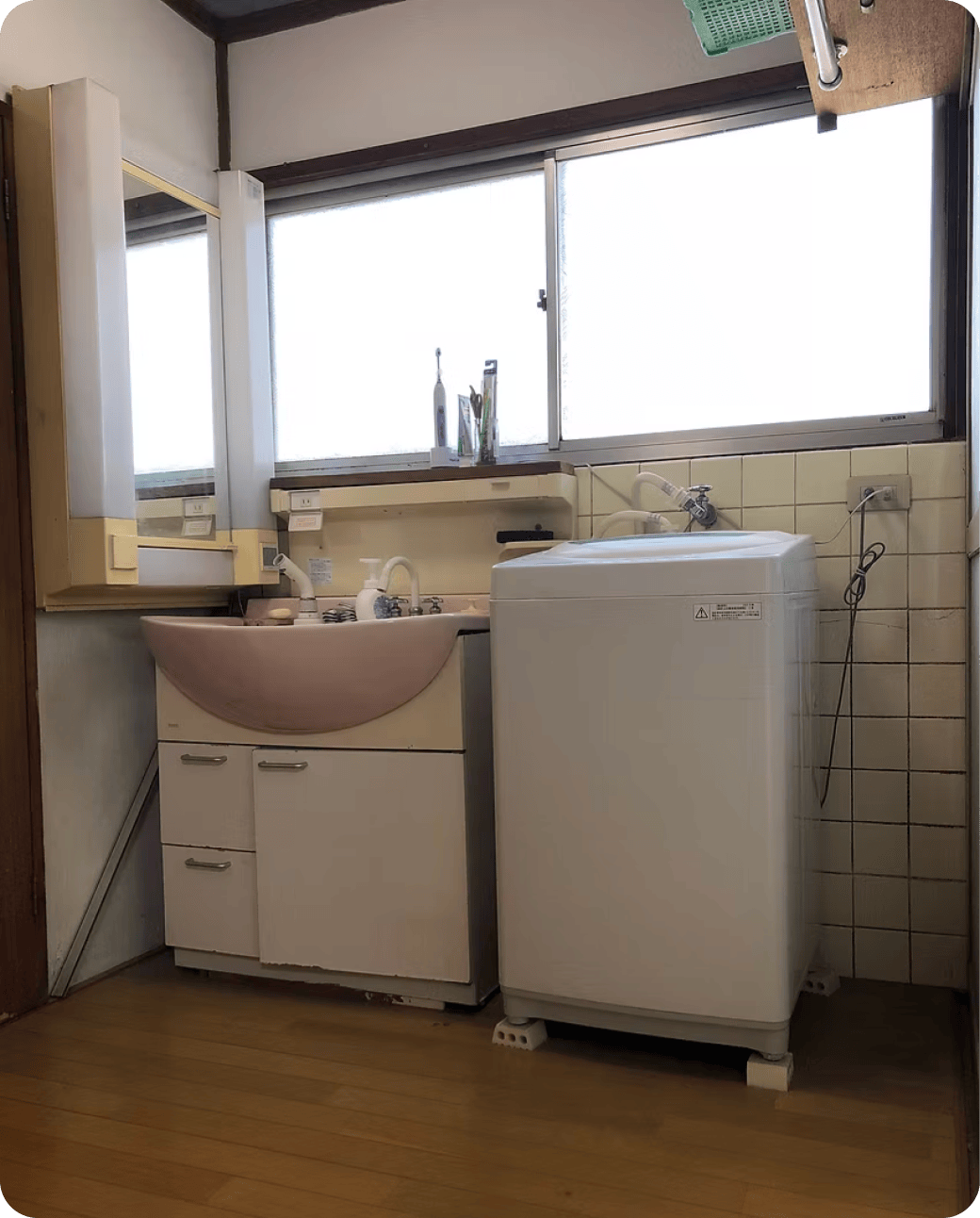 洗面所リフォーム前